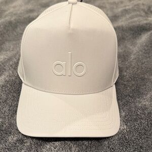 ALO Yoga White Cap